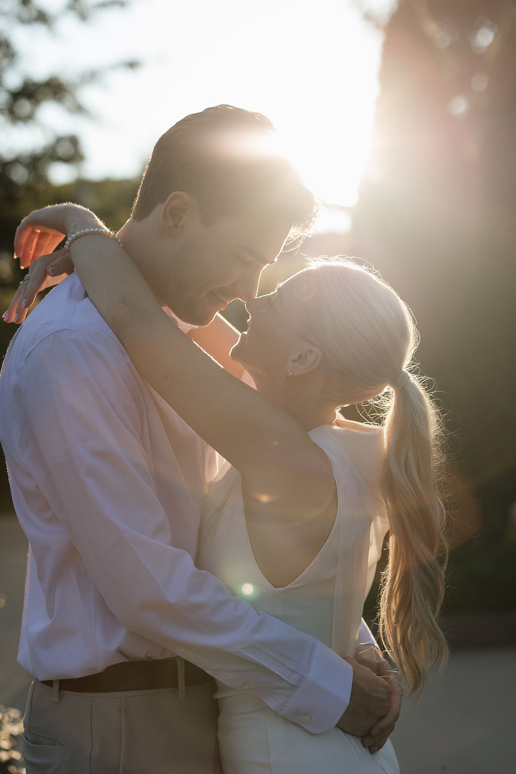 The couple, photo 4