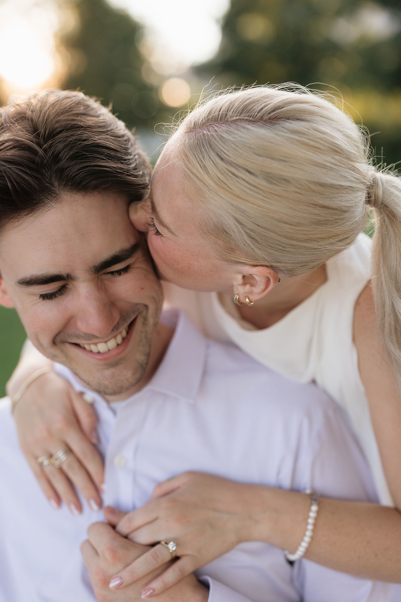 The couple, photo 1