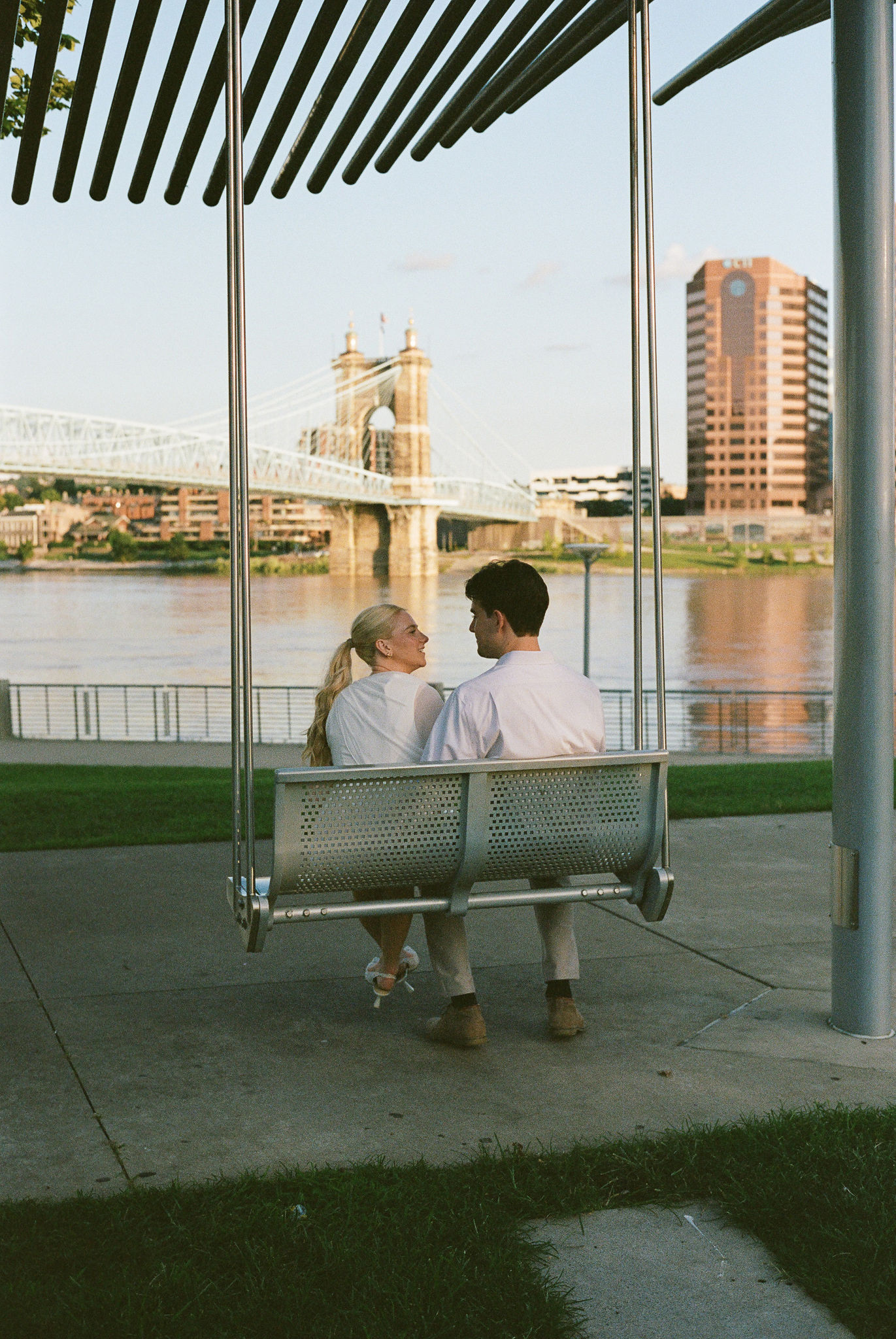 The couple, photo 9